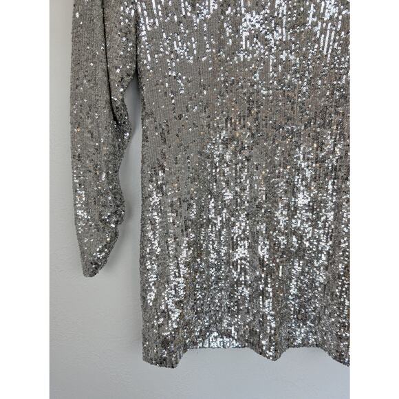 Ronny Kobo Lauper Dress Mini Sequin V Neck New Years Glam Sexy Silver Size S - Picture 7 of 16